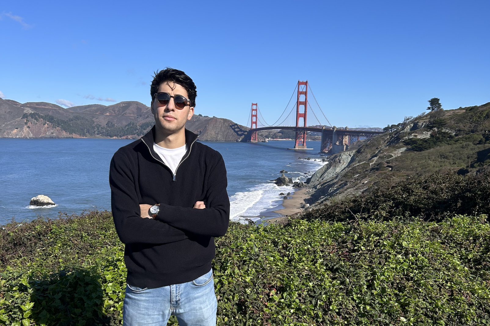 Eren Karapinar near the Golden Gate Bridge